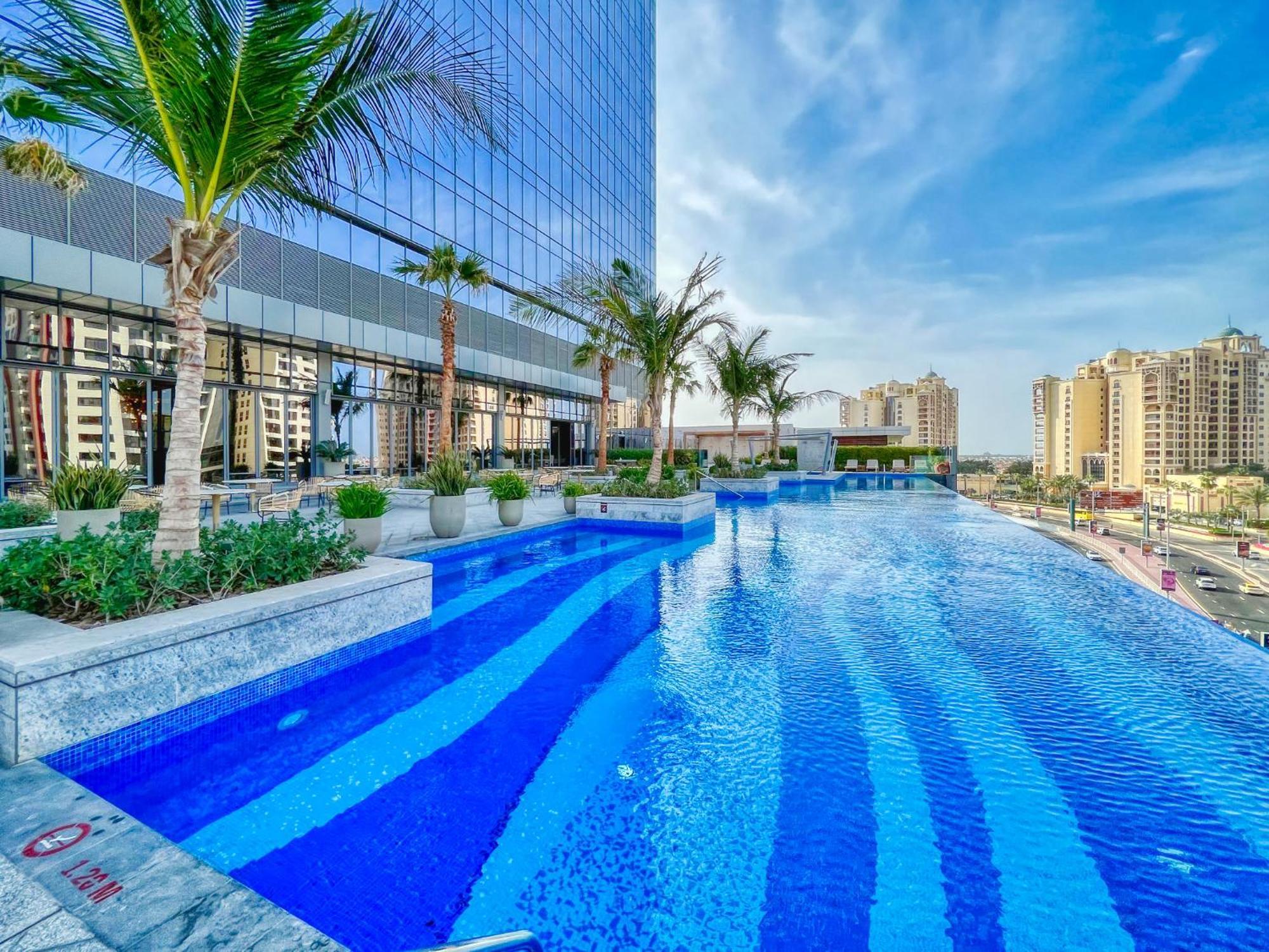 Palm Tower Where Luxury & View Meet In One Place * دبي