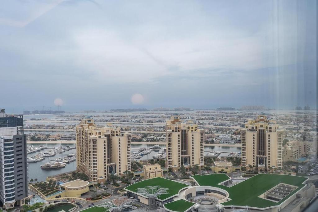 Palm Tower Where Luxury & View Meet In One Place شقة *